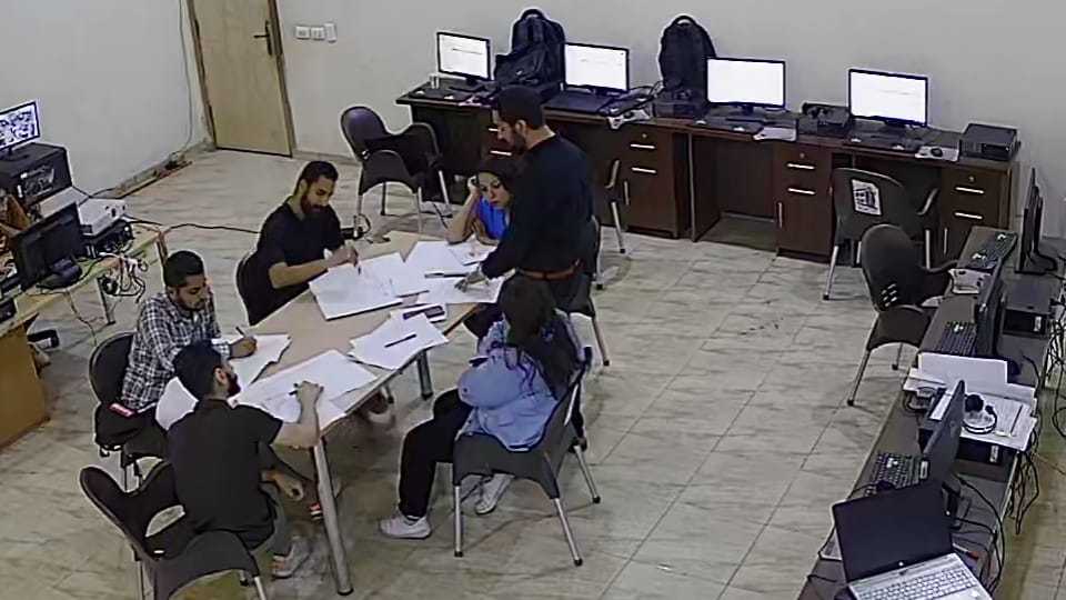 67670edc3cac37bf832d9912-photo3