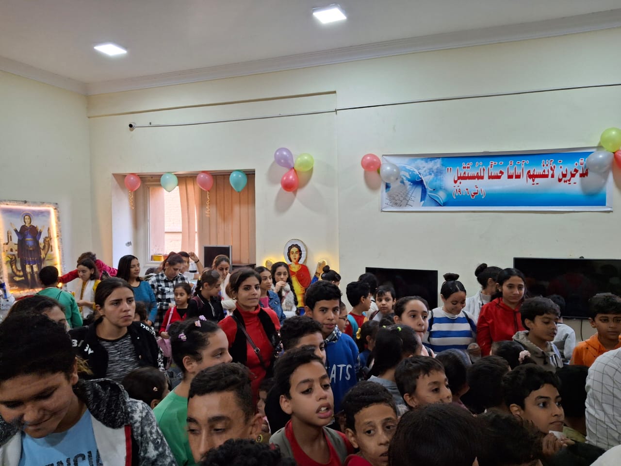 676c473cee199a0766ba76a6-photo6