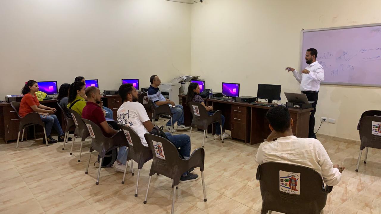 676c47a3ee199a0766ba76aa-photo2